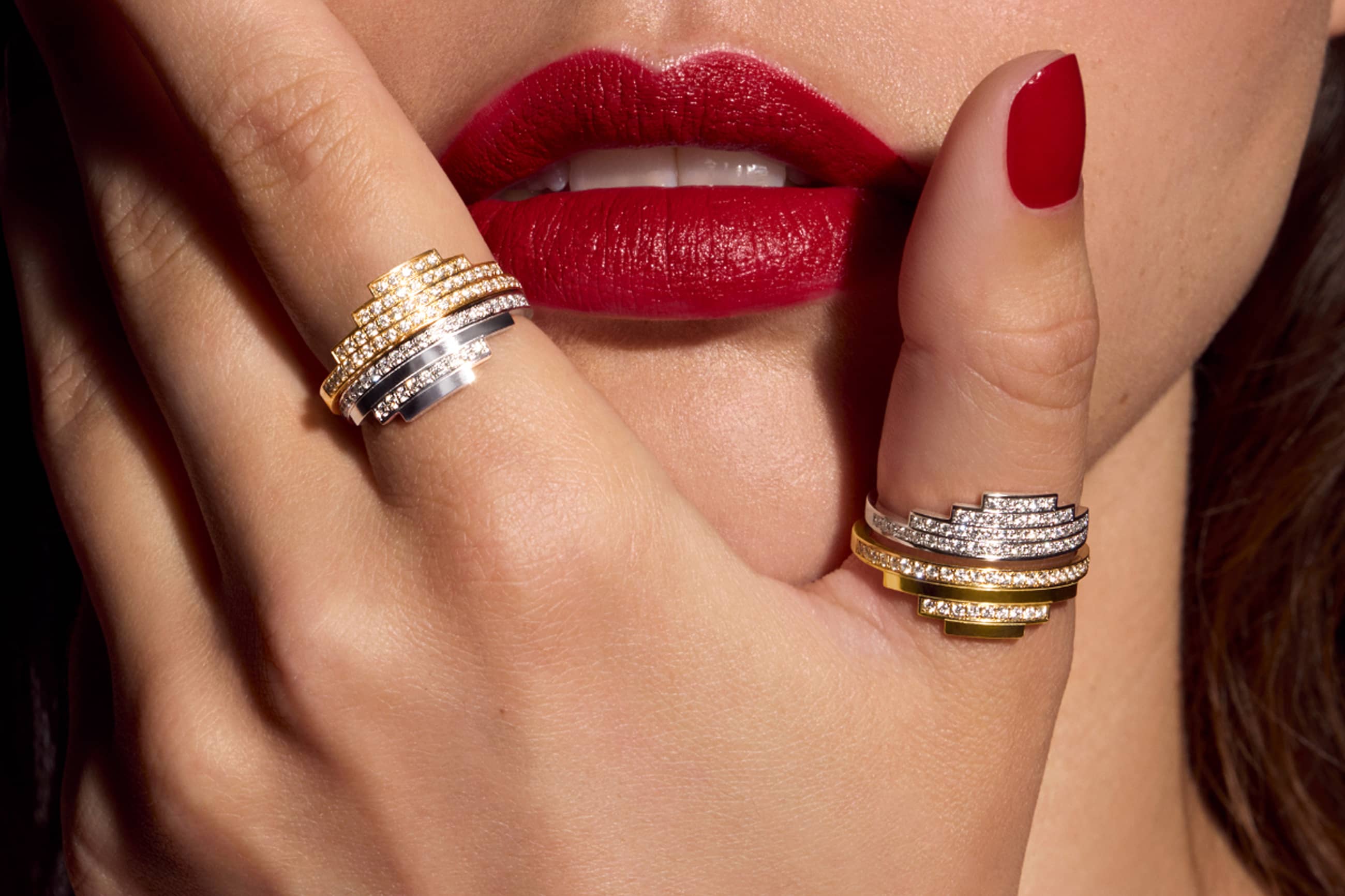 璀璨新境 感官笔触<br>AHKAH发布chandelier系列铂金款新作